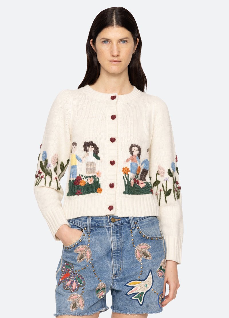 SEA_NY-182_PF25-098-MULTI_01