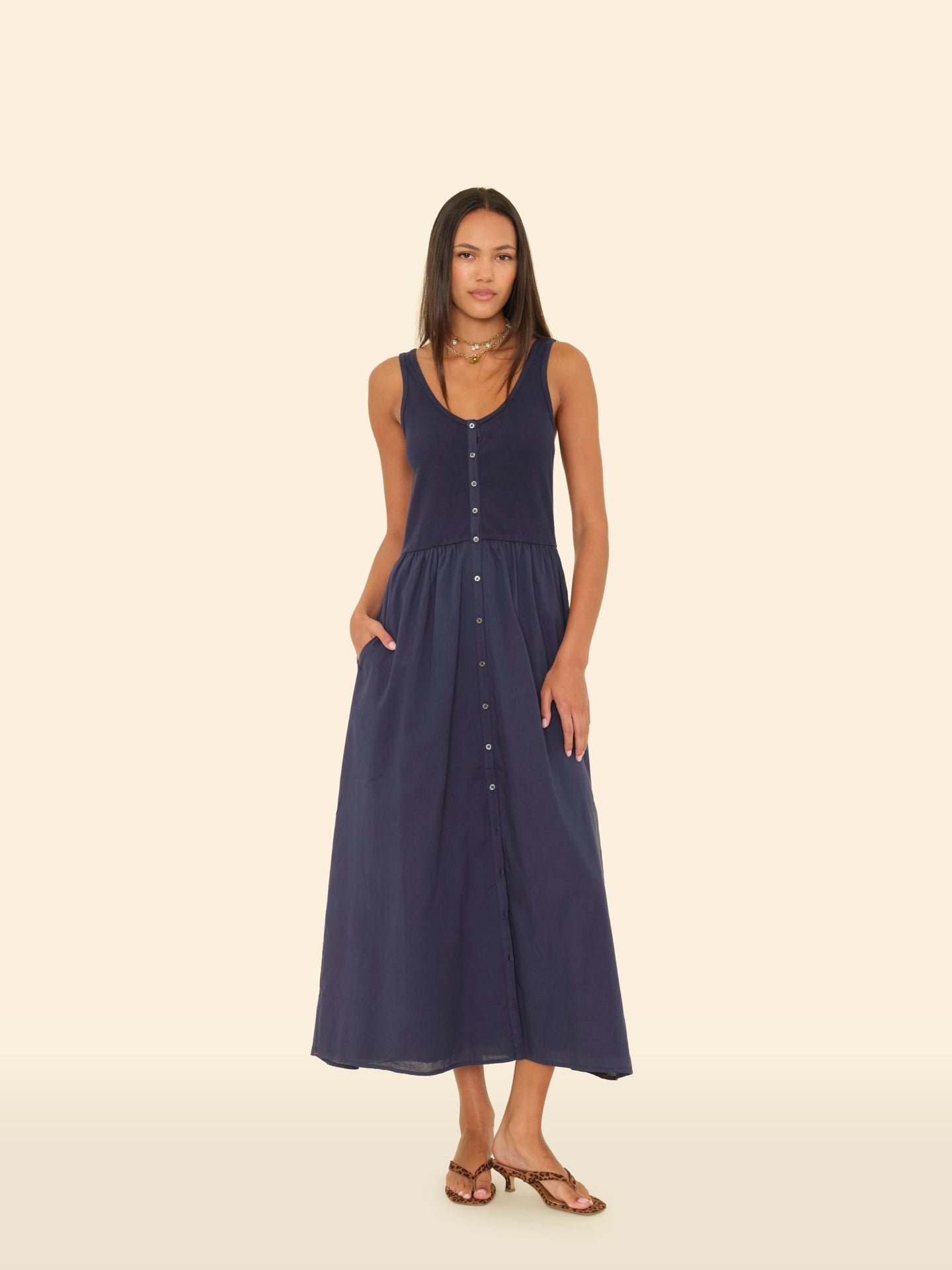 XIRENA-443_FENIX_DRESS-NAVY_01